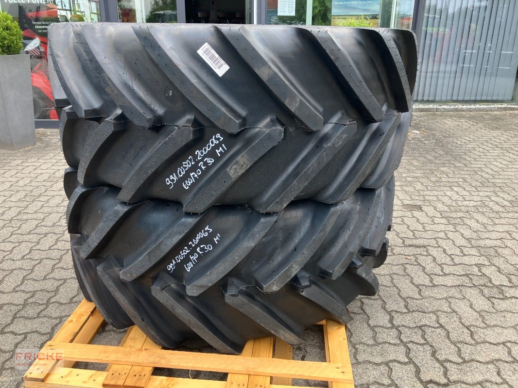 Reifen des Typs Michelin 600/70 R30 MachXbib, Neumaschine in Demmin (Bild 2)