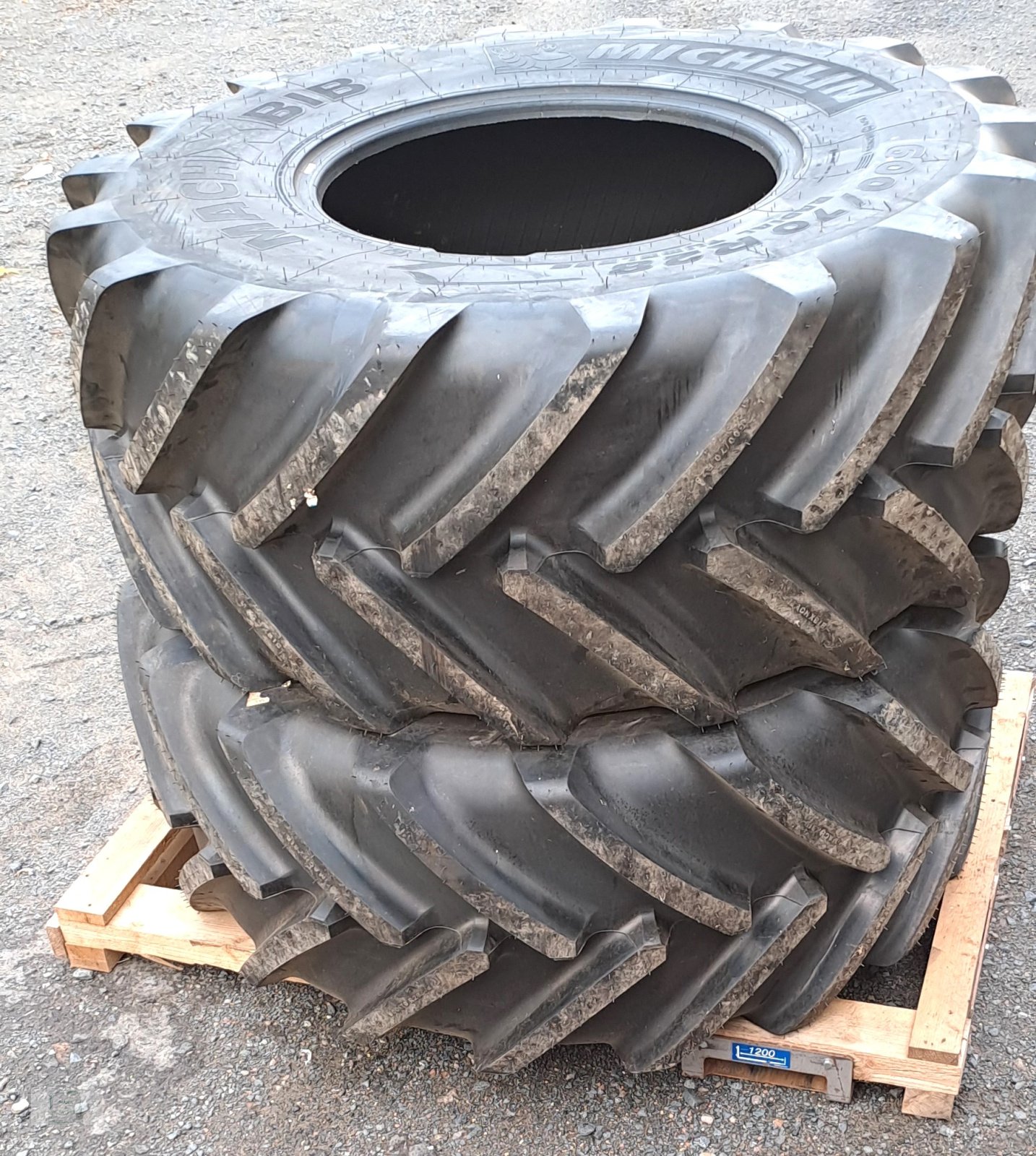 Reifen typu Michelin 600/70R28, Neumaschine v Gross-Bieberau (Obrázok 1)