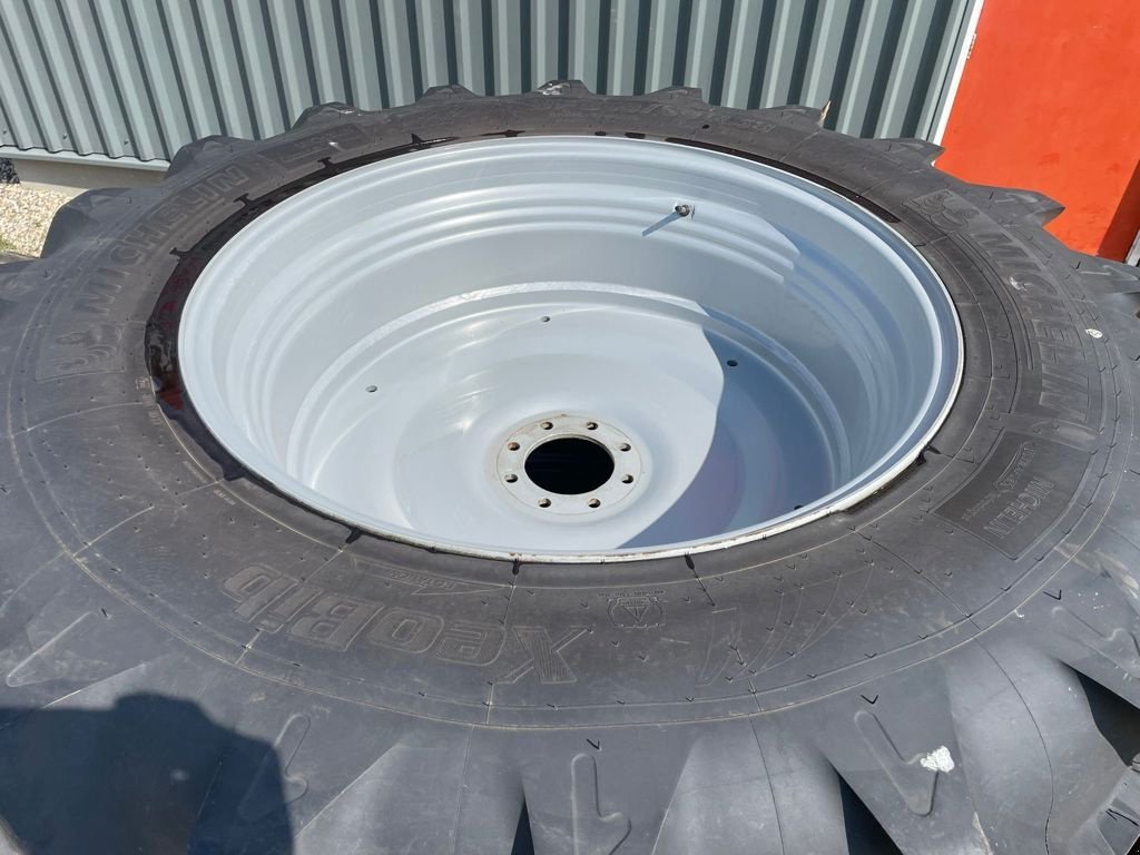 Reifen от тип Michelin 650/60R38 + 520/60R28 VF XEOBIB, Gebrauchtmaschine в MARIENHEEM (Снимка 3)