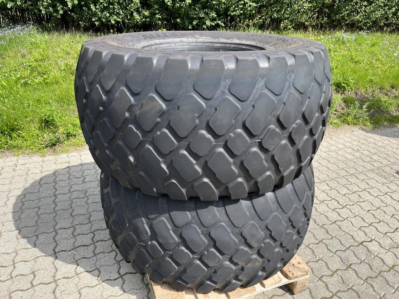 Reifen of the type Michelin 650/65 R30,5, Gebrauchtmaschine in Toftlund (Picture 3)