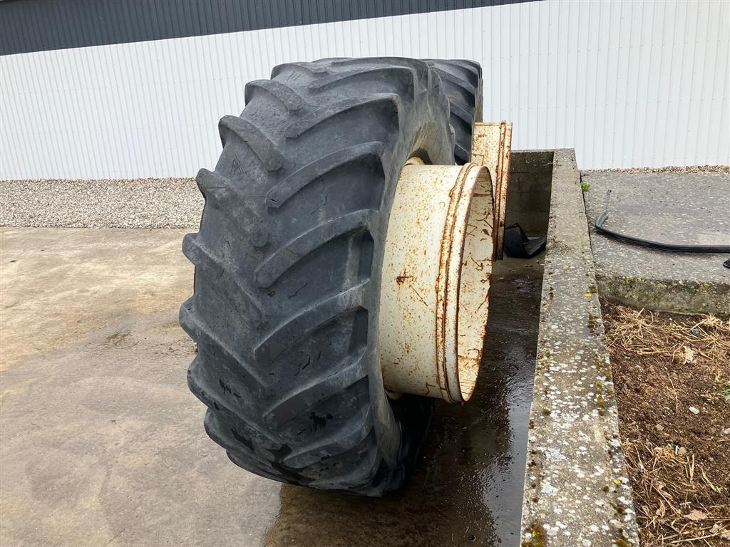 Reifen van het type Michelin 650/65R38 med ring og 8 låse, Gebrauchtmaschine in Thorsø (Foto 5)