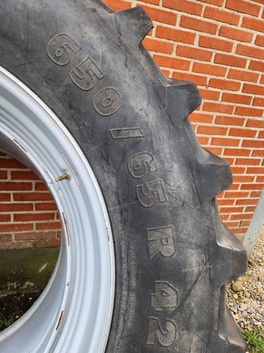 Reifen Türe ait Michelin 650/65R42", Gebrauchtmaschine içinde Thisted (resim 2)