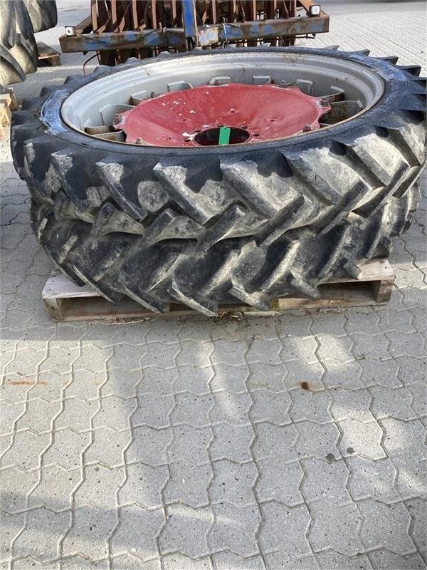 Reifen tip Michelin 9,5-44 Har siddet på Case IH, Gebrauchtmaschine in Mern (Poză 4)