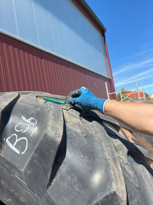 Reifen typu Michelin AGRIBIB, Gebrauchtmaschine w Montpellier (Zdjęcie 4)