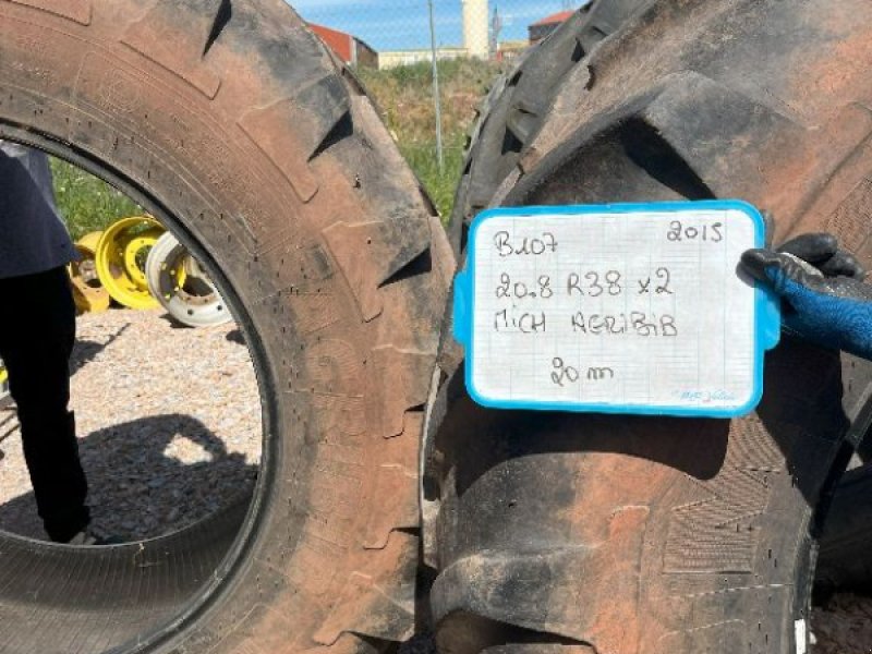 Reifen du type Michelin AGRIBIB, Gebrauchtmaschine en Montpellier (Photo 1)