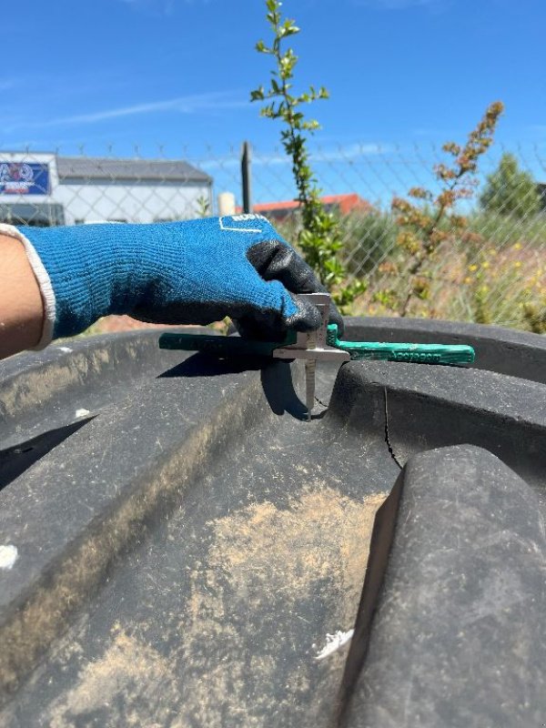 Reifen tip Michelin AXIOBIB, Gebrauchtmaschine in Montpellier (Poză 3)