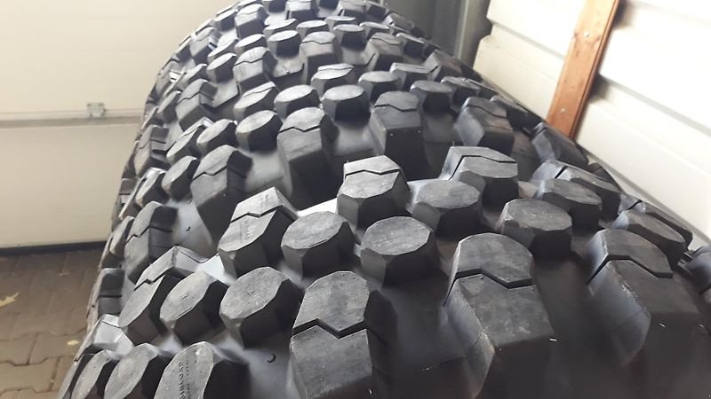 Reifen typu Michelin BIBLOAD Hard Surface, Gebrauchtmaschine w Itterbeck (Zdjęcie 2)