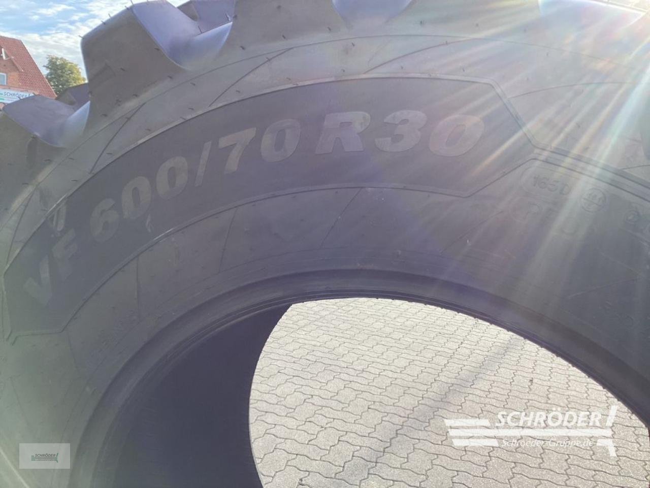 Reifen typu Michelin EVOBIB VF600/70 R30 + VF710/70 R42, Neumaschine w Völkersen (Zdjęcie 8)