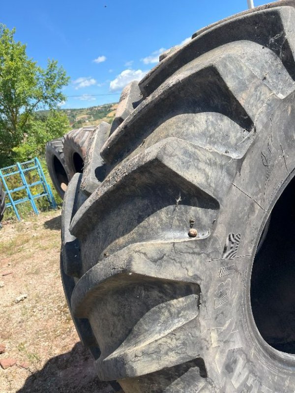 Reifen des Typs Michelin MEGAXBIB, Gebrauchtmaschine in Montpellier (Bild 2)