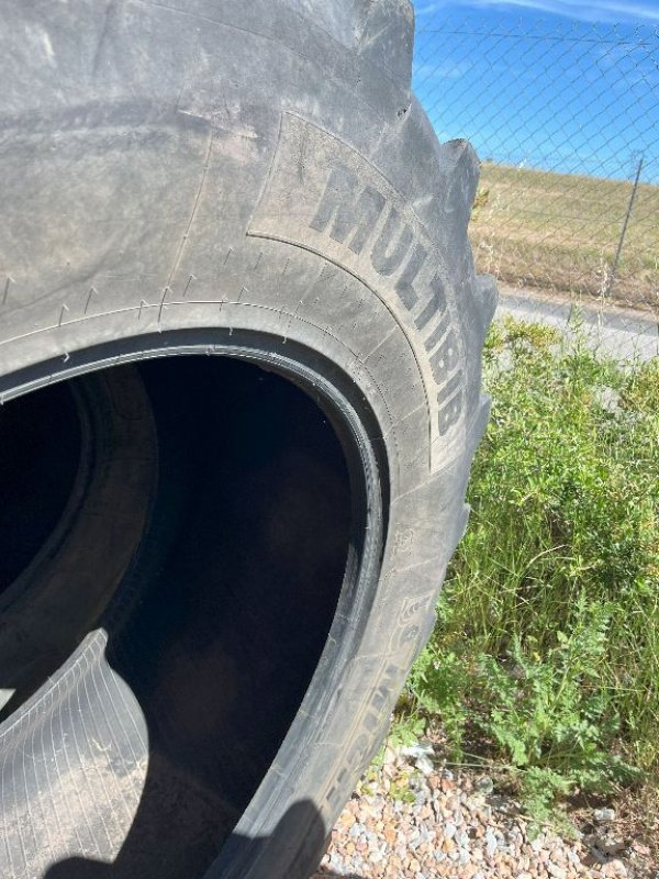 Reifen del tipo Michelin MULTIBIB, Gebrauchtmaschine en Montpellier (Imagen 2)