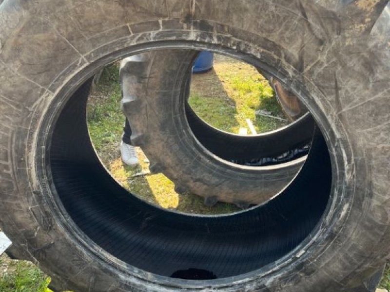 Reifen du type Michelin Omnibib, Gebrauchtmaschine en Montpellier (Photo 1)