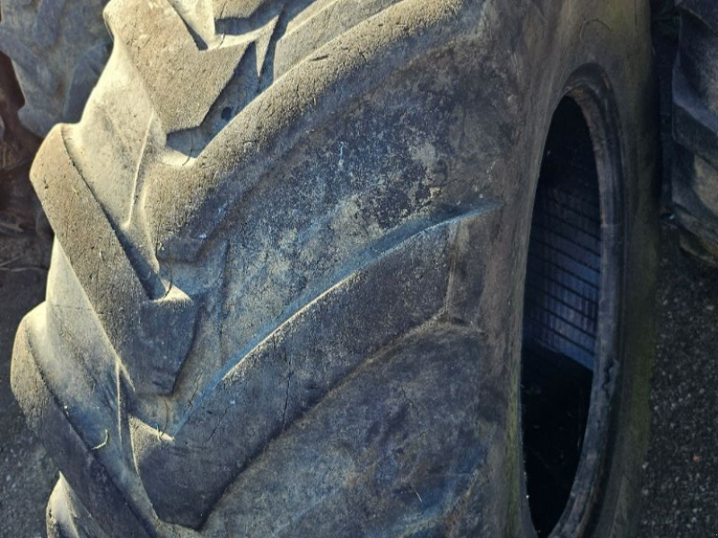 Reifen του τύπου Michelin XMCL, Gebrauchtmaschine σε Montpellier (Φωτογραφία 1)
