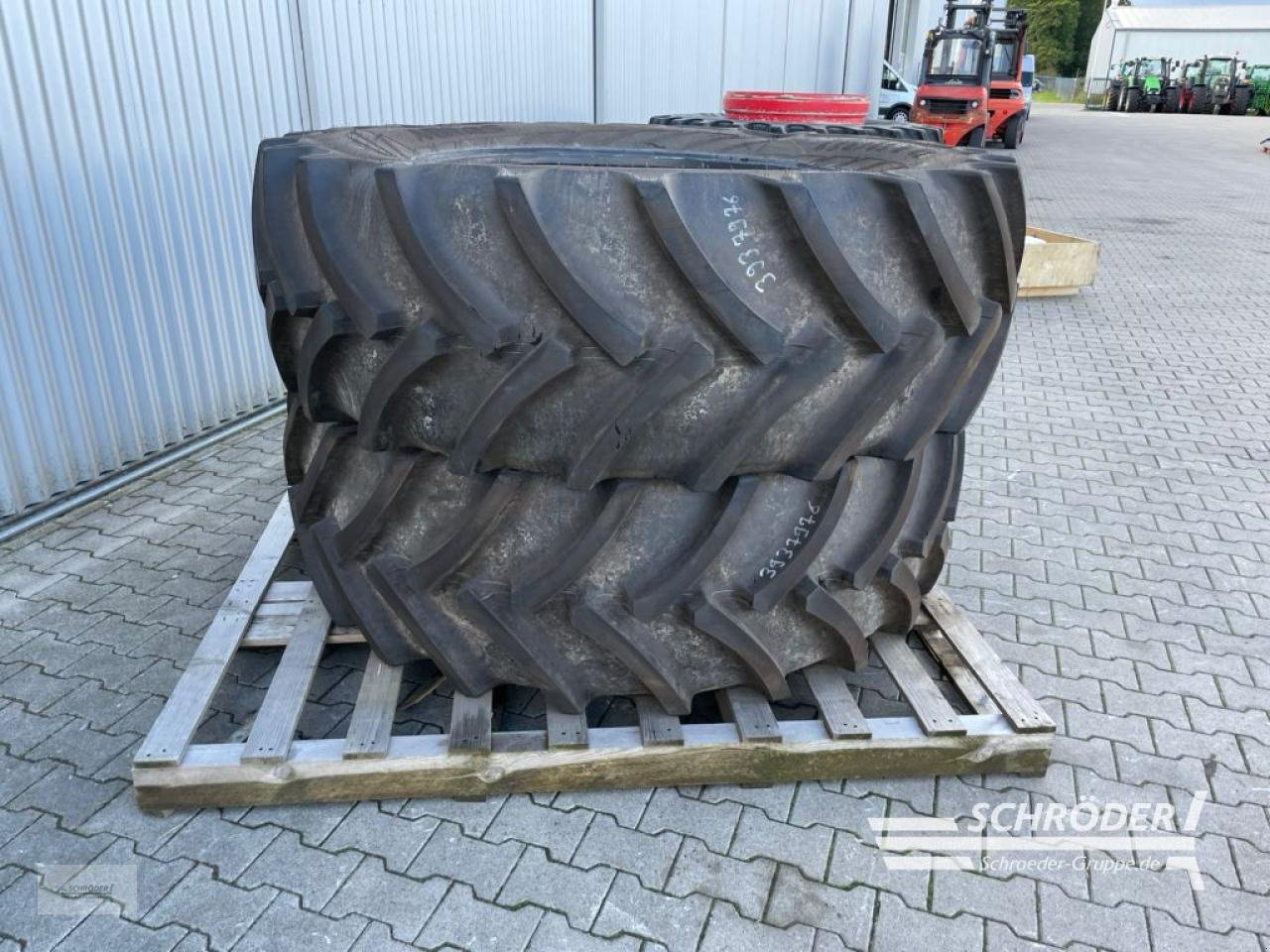 Reifen Türe ait Mitas 2X 650/65 R42, Gebrauchtmaschine içinde Wildeshausen (resim 2)