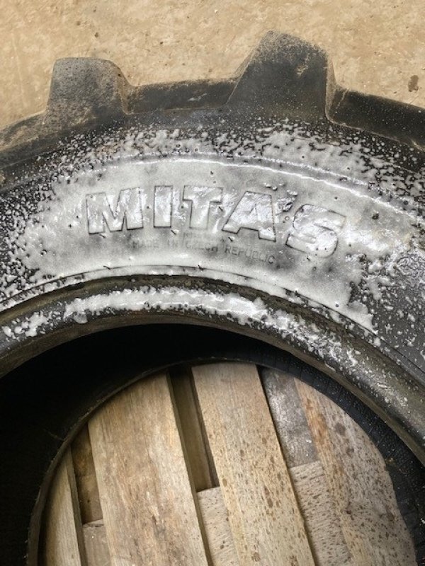 Reifen типа Mitas 405/70-20  2 stk., Gebrauchtmaschine в Egtved (Фотография 2)