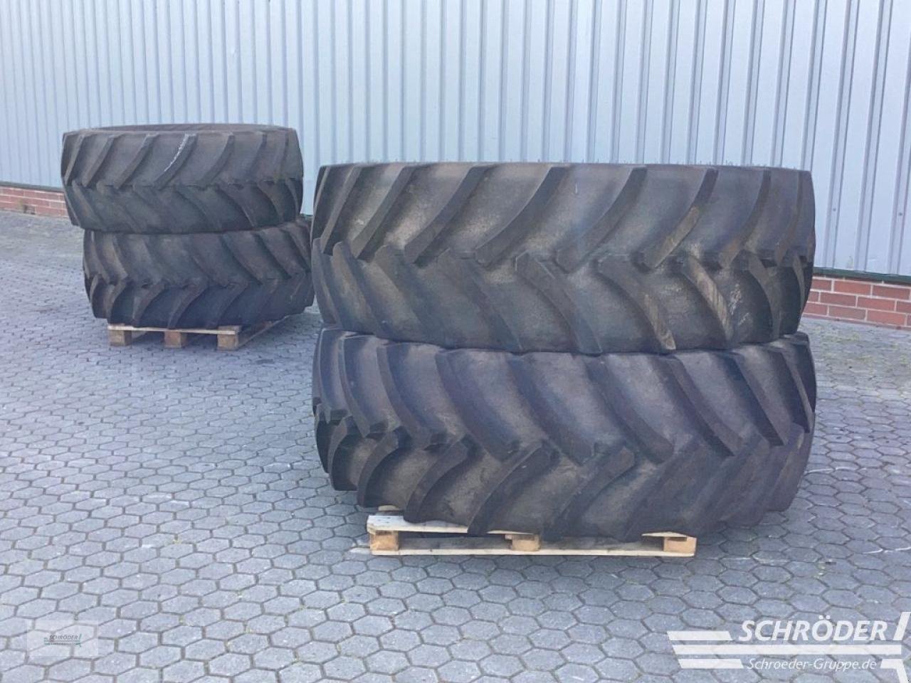 Reifen typu Mitas 600/65 R28 + 650/65 R42, Gebrauchtmaschine w Norden (Zdjęcie 1)