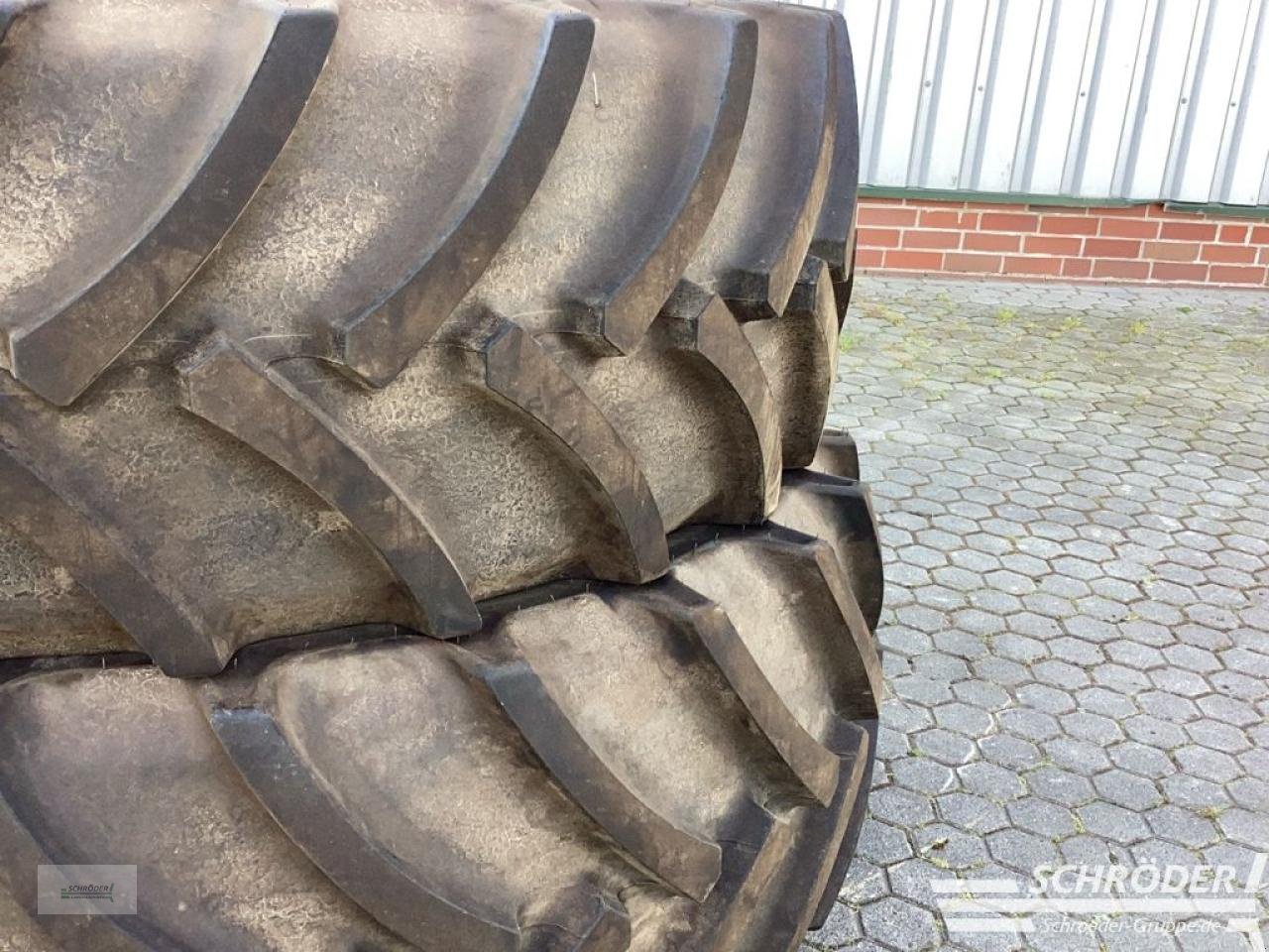 Reifen typu Mitas 600/65 R28 + 650/65 R42, Gebrauchtmaschine w Norden (Zdjęcie 12)