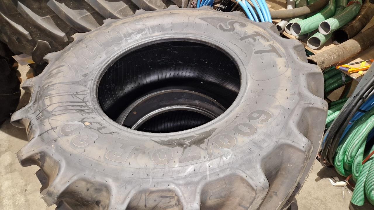 Reifen del tipo Mitas 600/70R30, Gebrauchtmaschine In Viborg (Immagine 1)