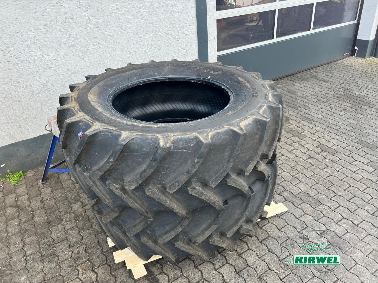 Reifen a típus Mitas 650/65 R38 Mitas, Neumaschine ekkor: Blankenheim (Kép 2)