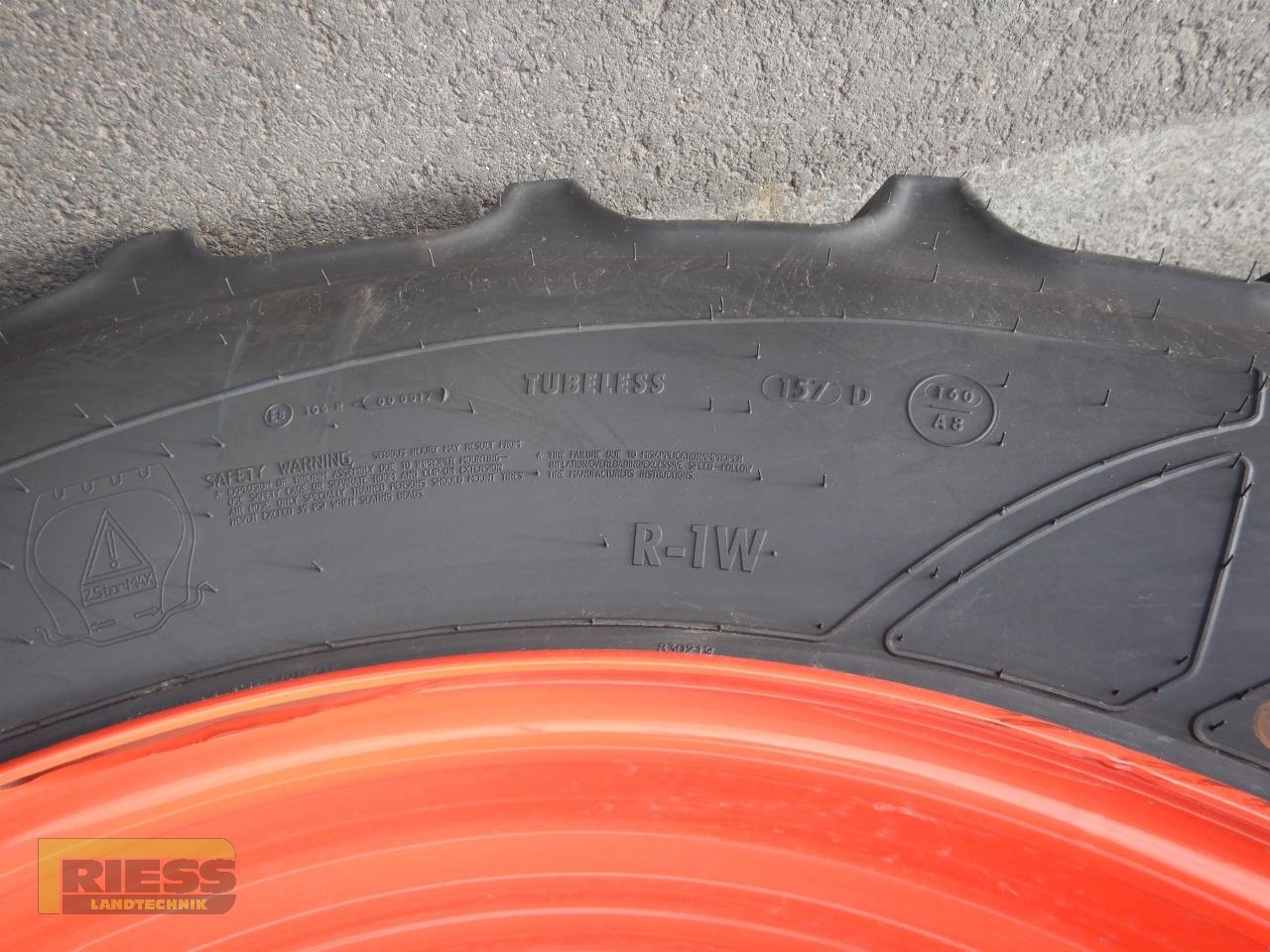 Reifen typu Mitas 650/65R38 MITAS AC 65  2 Stk., Neumaschine v Homberg (Ohm) - Maulbach (Obrázek 5)