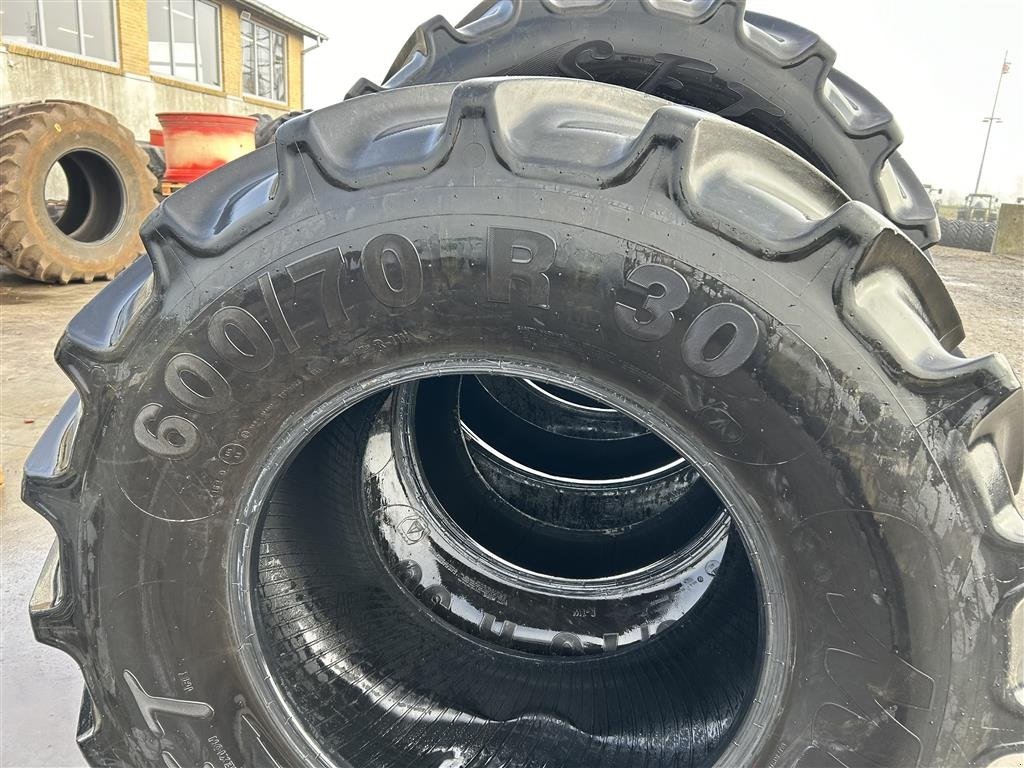 Reifen des Typs Mitas 710/70R42 + 600/70R70 afm., Gebrauchtmaschine in Rødekro (Bild 3)