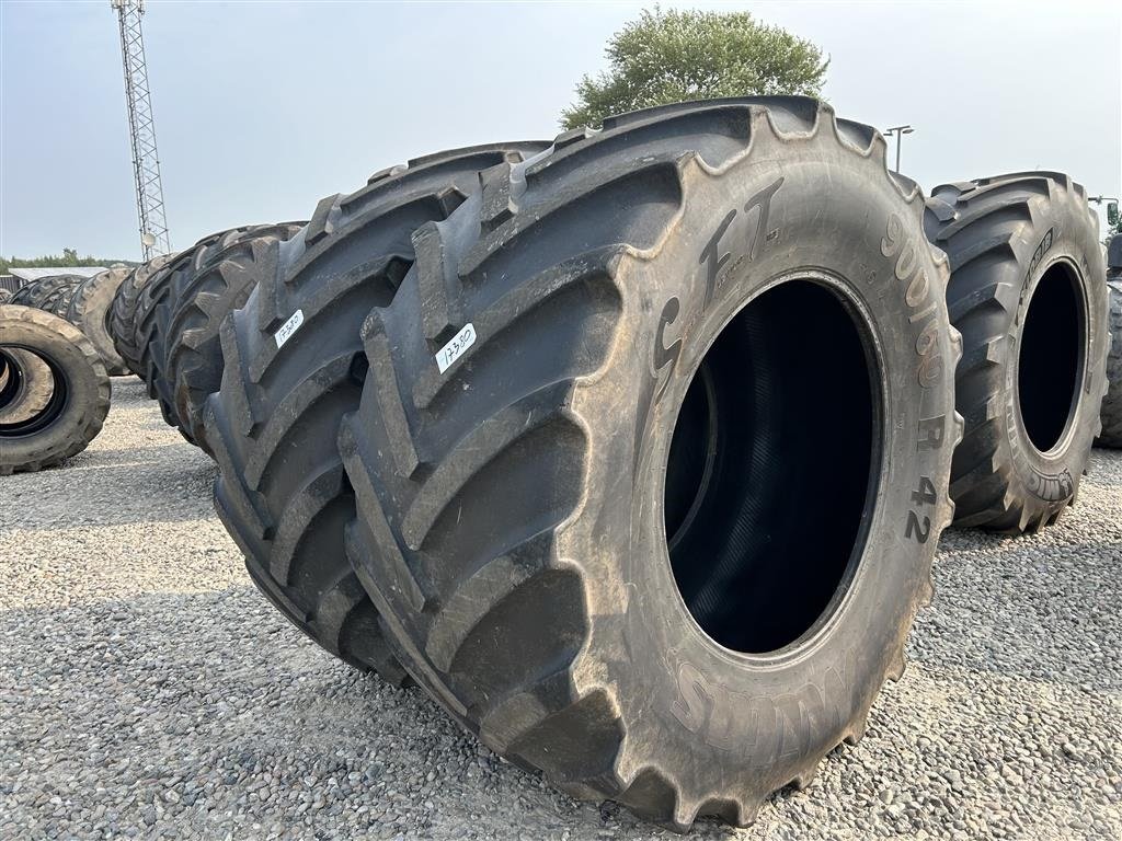 Reifen от тип Mitas 900/60R42, Gebrauchtmaschine в Rødekro (Снимка 1)