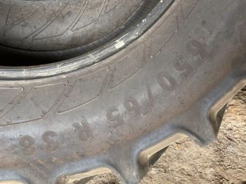 Reifen du type Mitas Agri, Gebrauchtmaschine en Montpellier (Photo 1)