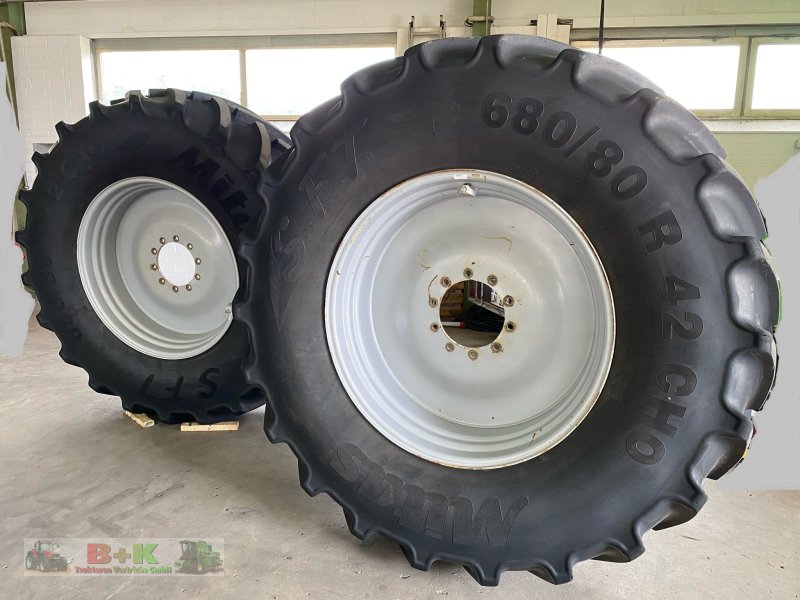 Reifen del tipo Mitas SFT 680/80R42, Gebrauchtmaschine en Kettenkamp (Imagen 1)