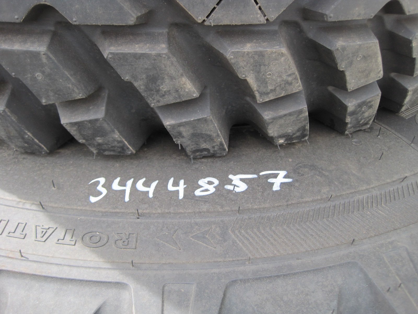 Reifen des Typs Nokian 360/80R24+440/80R34, Gebrauchtmaschine in Holle- Grasdorf (Bild 3)