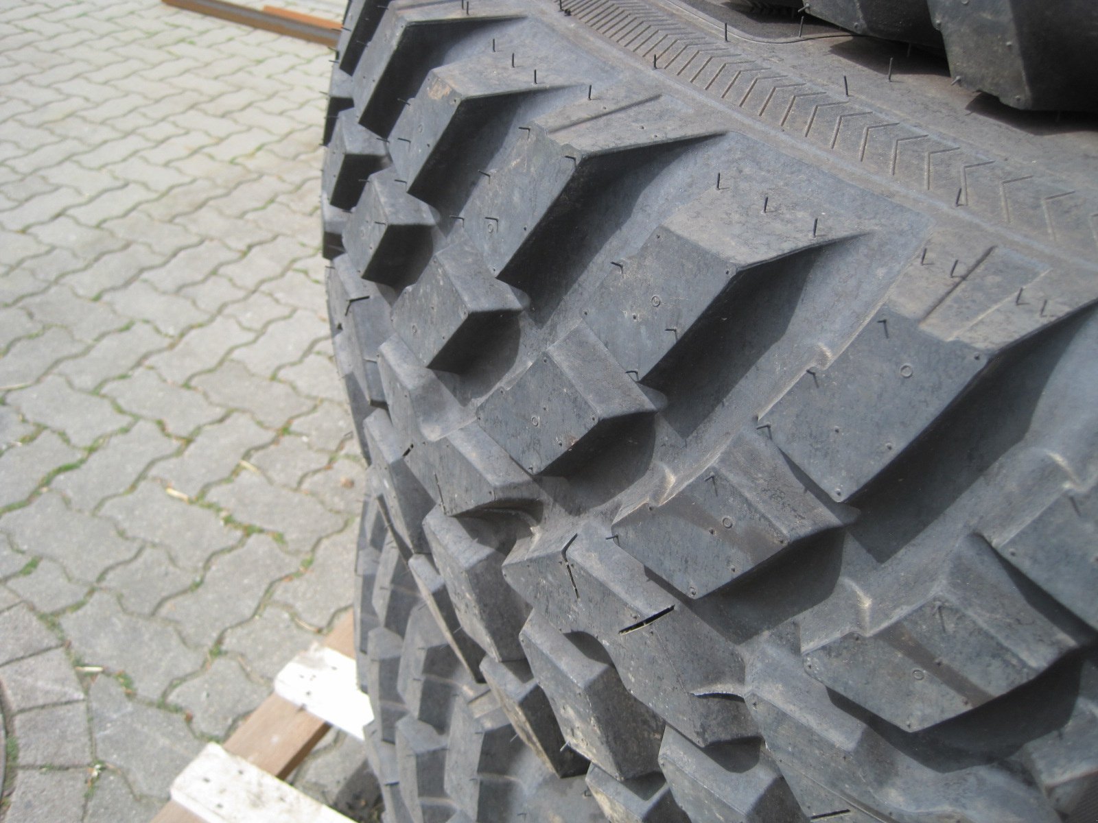 Reifen типа Nokian 360/80R24+440/80R34, Gebrauchtmaschine в Holle- Grasdorf (Фотография 4)