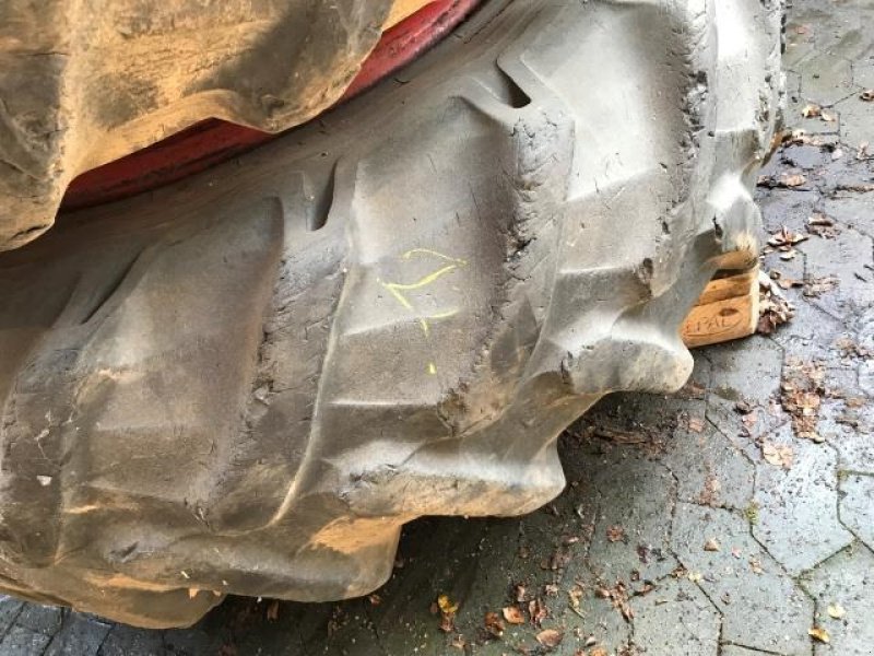 Reifen van het type Pirelli 18.4R38, Gebrauchtmaschine in Give (Foto 4)