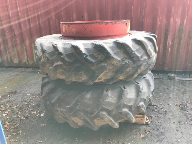 Reifen tip Pirelli 18.4R38, Gebrauchtmaschine in Give (Poză 1)