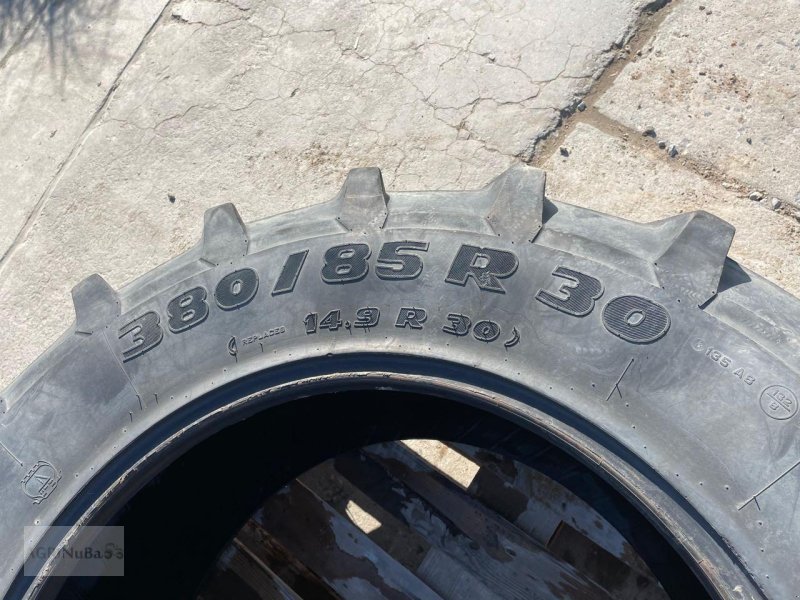 Reifen van het type Pirelli 380/85R30, Gebrauchtmaschine in Prenzlau (Foto 5)