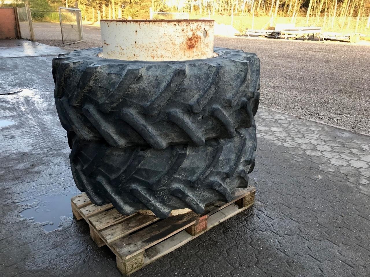 Reifen от тип Pirelli 420/70 R28, Gebrauchtmaschine в Tim (Снимка 1)