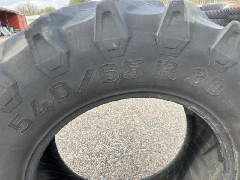 Reifen des Typs Pirelli 540/65 R30, Gebrauchtmaschine in Tim (Bild 2)