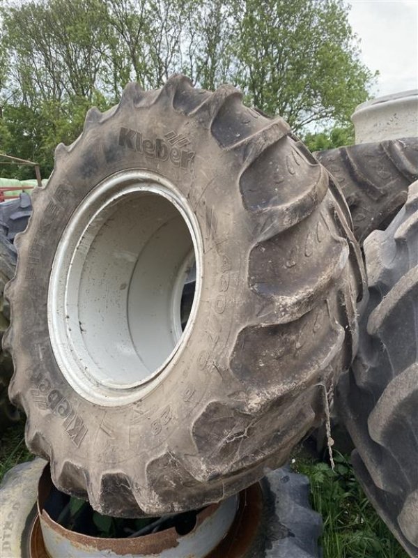 Reifen tipa Pirelli 580/70 R38 og 480/70 R28., Gebrauchtmaschine u øster ulslev (Slika 2)