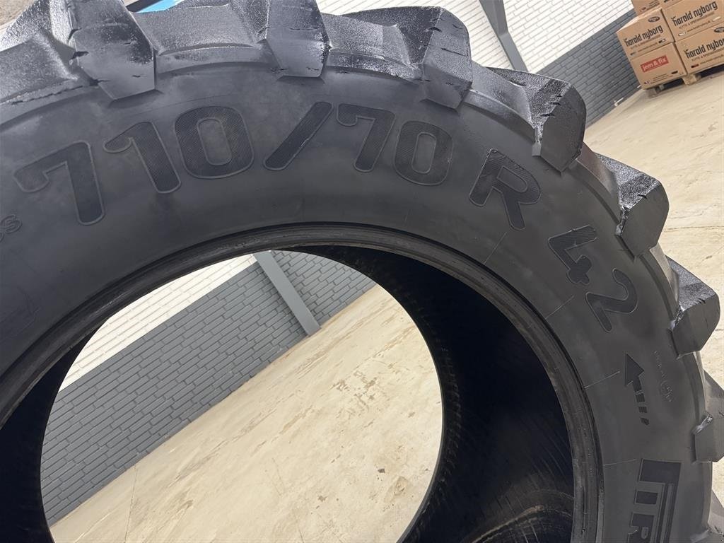 Reifen del tipo Pirelli 710/70R42, Gebrauchtmaschine en Haderup (Imagen 4)