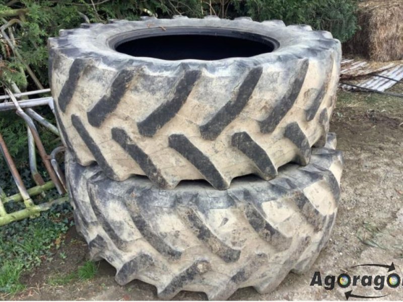 Reifen tipa Pirelli AGRI, Gebrauchtmaschine u Montpellier (Slika 1)