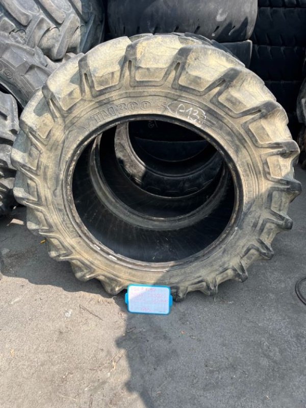 Reifen tipa Pirelli TM300S, Gebrauchtmaschine u Montpellier (Slika 1)