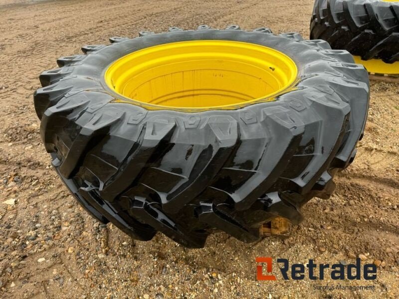 Reifen van het type Pirelli TM700 580/70r42, Gebrauchtmaschine in Rødovre (Foto 5)