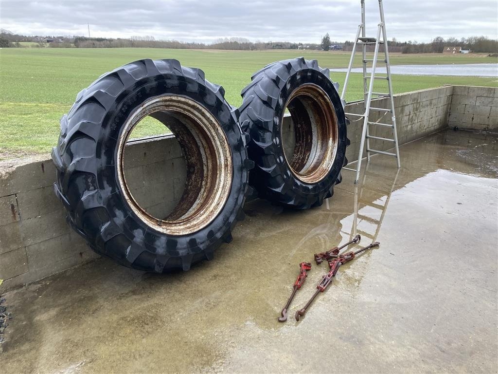 Reifen типа Sonstige 16.9-38 M. RING + låse, Gebrauchtmaschine в Thorsø (Фотография 2)