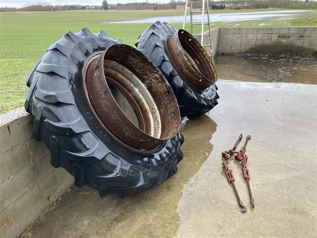 Reifen del tipo Sonstige 16.9-38 M. RING + låse, Gebrauchtmaschine en Thorsø (Imagen 5)