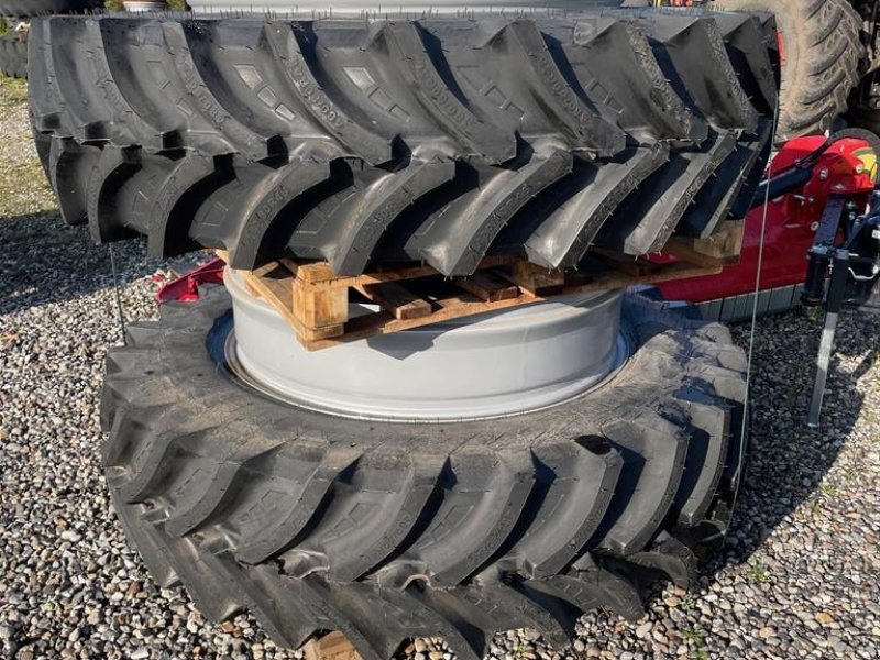 Reifen del tipo Sonstige 480/80R46, Gebrauchtmaschine en Hjørring