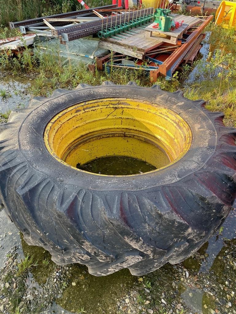 Reifen tip Sonstige 520/70R38, Gebrauchtmaschine in Hjørring (Poză 2)