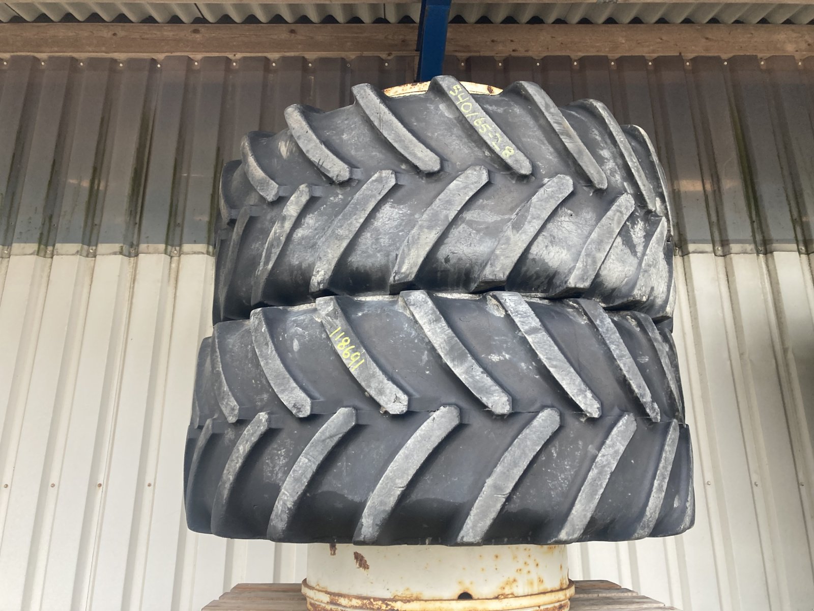 Reifen du type Sonstige 540/65R28, Gebrauchtmaschine en Thisted (Photo 1)