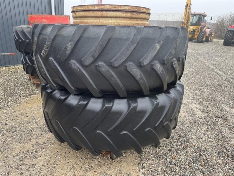 Reifen del tipo Sonstige 650/65R42 som passer på 38" fælg, Gebrauchtmaschine en Hadsten (Imagen 1)