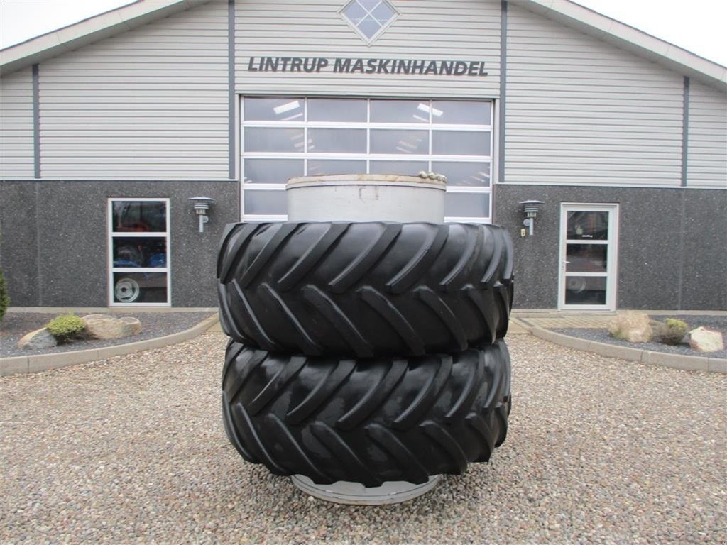 Reifen of the type Sonstige 710/70 R42 Med ring og låse, Gebrauchtmaschine in Lintrup (Picture 1)