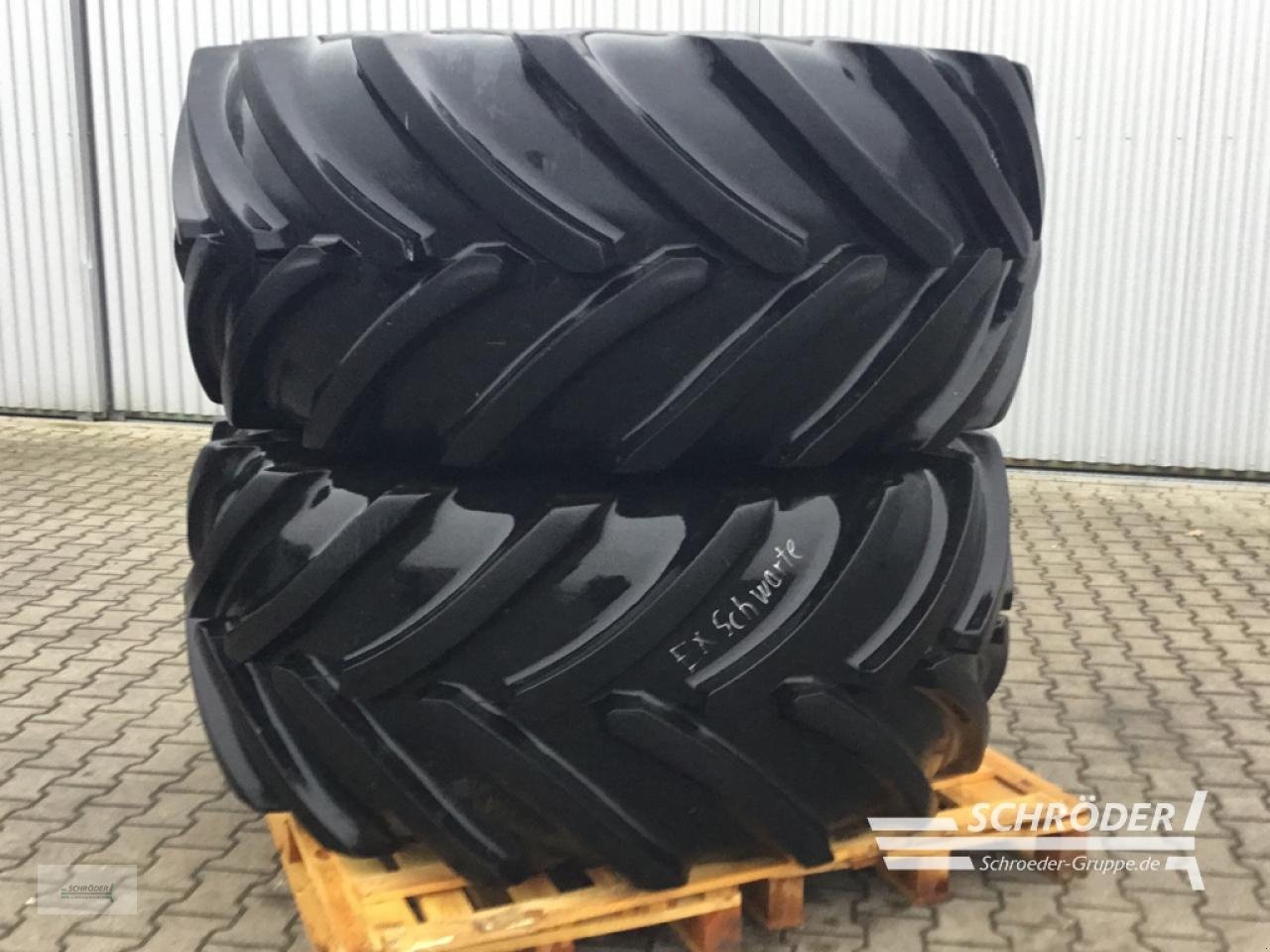 Reifen tipa Sonstige 800/65 R32 + 600/60-30.5, Gebrauchtmaschine u Lastrup (Slika 1)