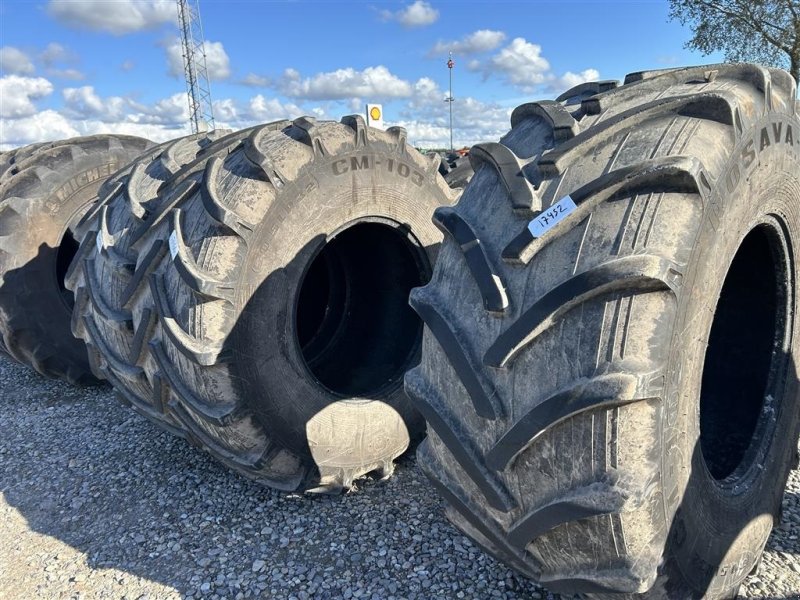 Reifen del tipo Sonstige 800/65R32, Gebrauchtmaschine In Rødekro (Immagine 1)