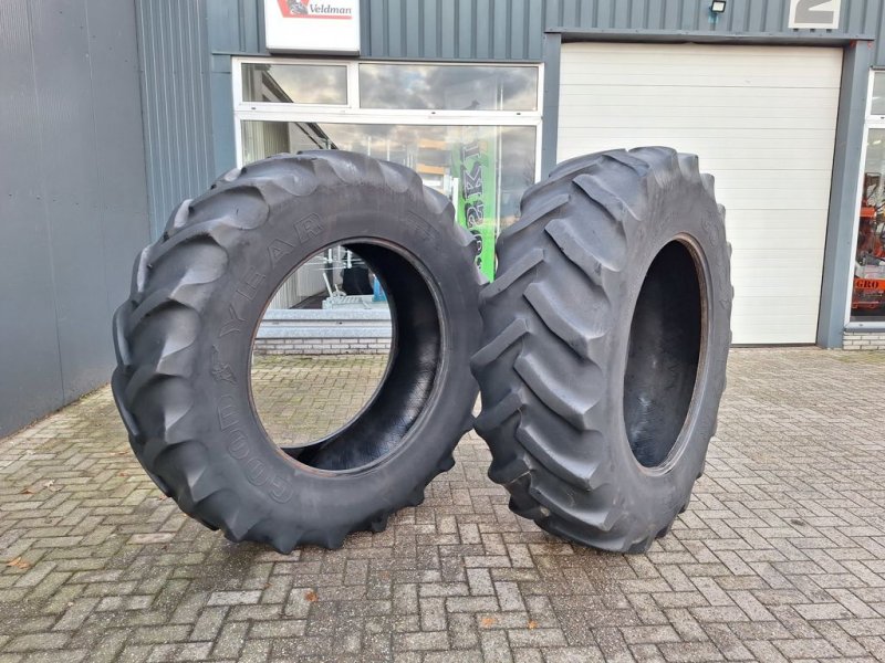 Reifen от тип Sonstige Goodyear 20.8R42 SUPER TRACTION, Gebrauchtmaschine в MARIENHEEM (Снимка 1)