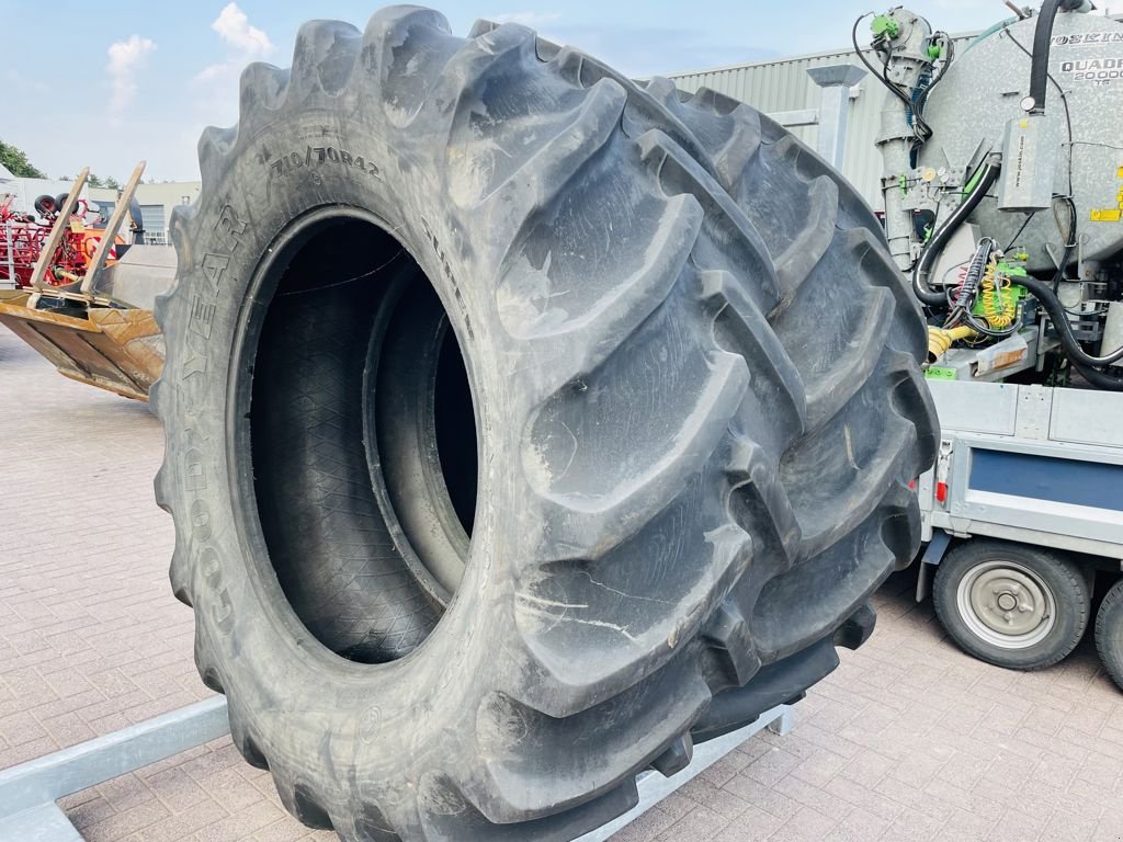 Reifen des Typs Sonstige Goodyear 710/70R42 Set banden, Gebrauchtmaschine in BOEKEL (Bild 1)